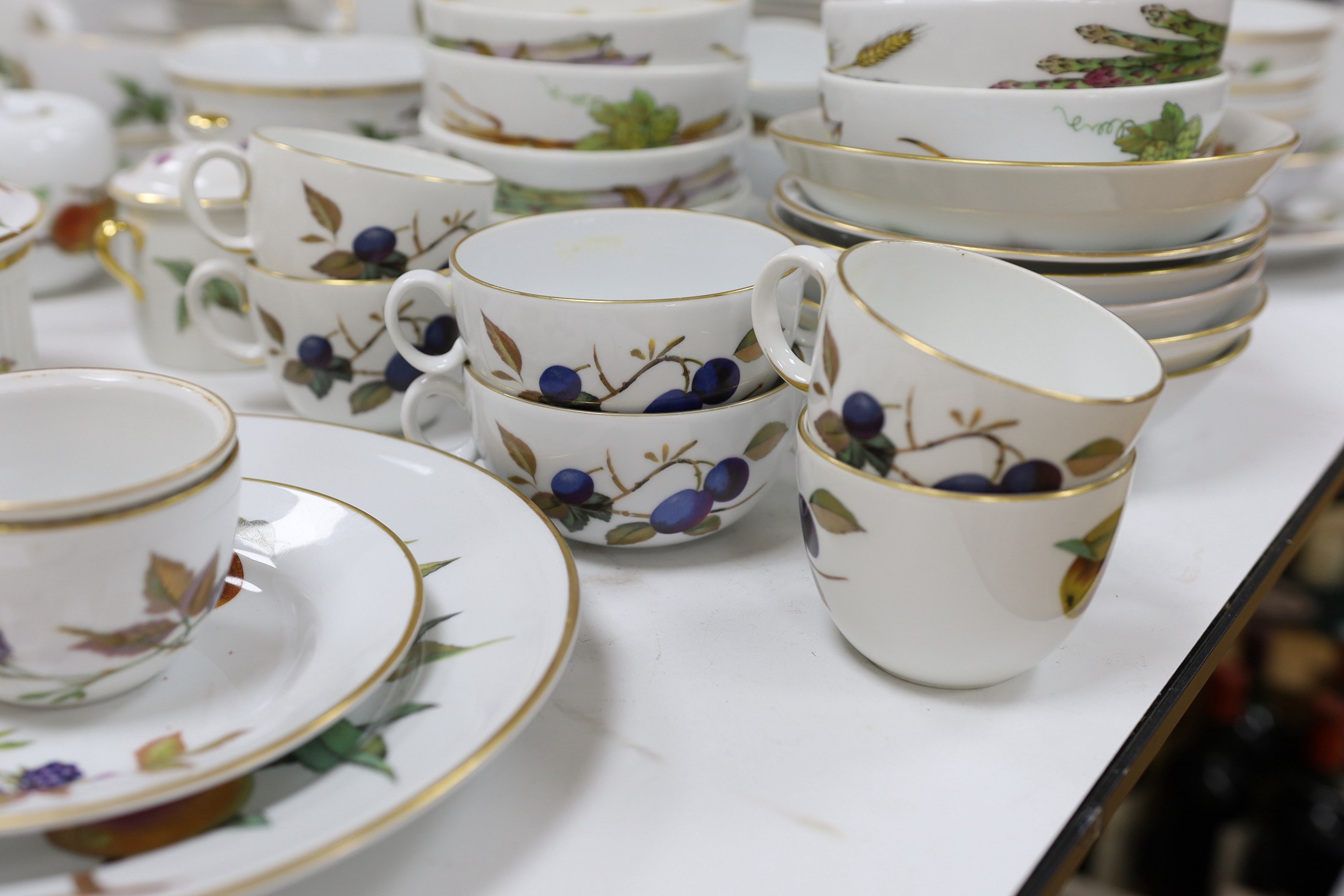 A large quantity of Royal Worcester Evesham pattern dining ware